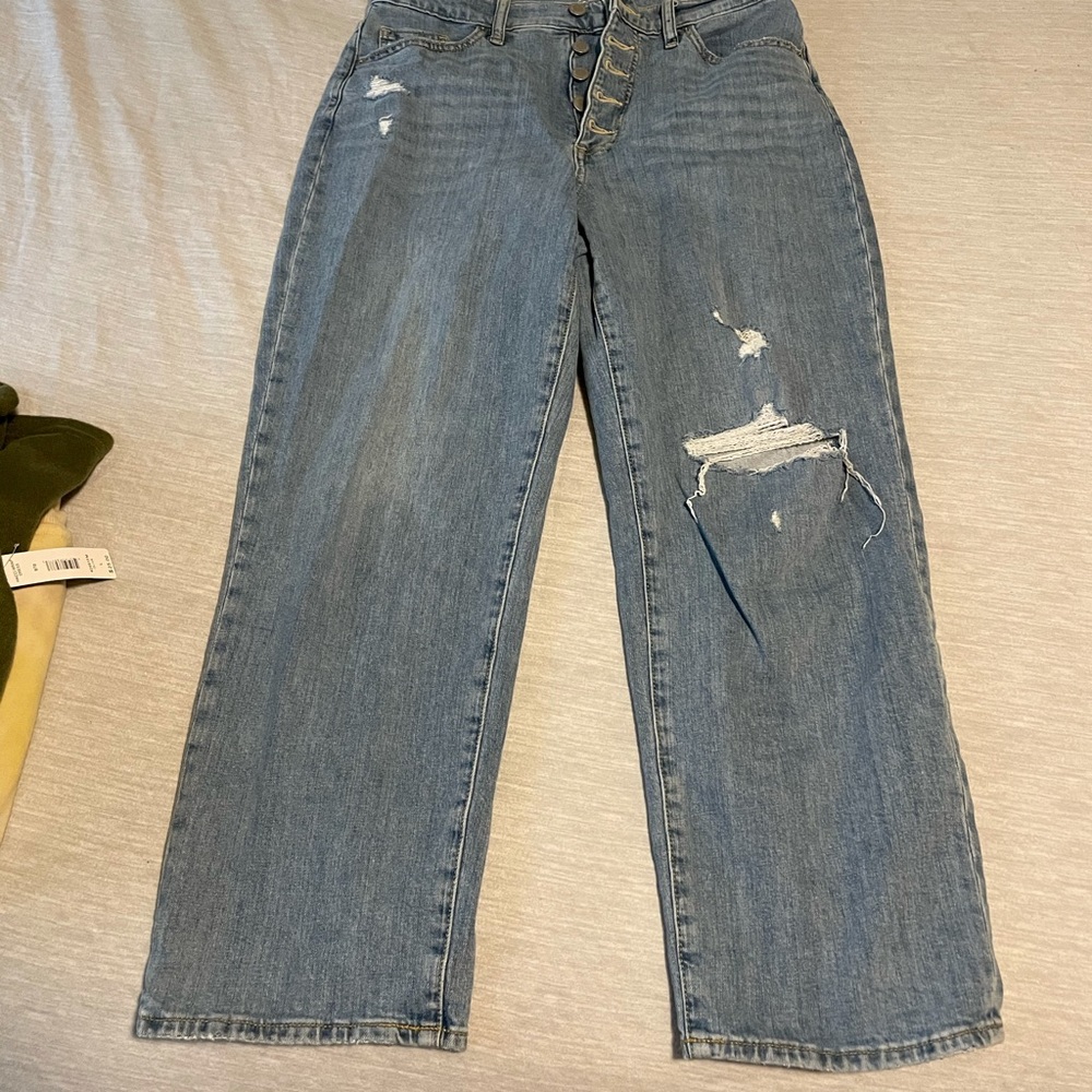 Universal thread mom jeans.